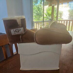 Infant UGG boots
